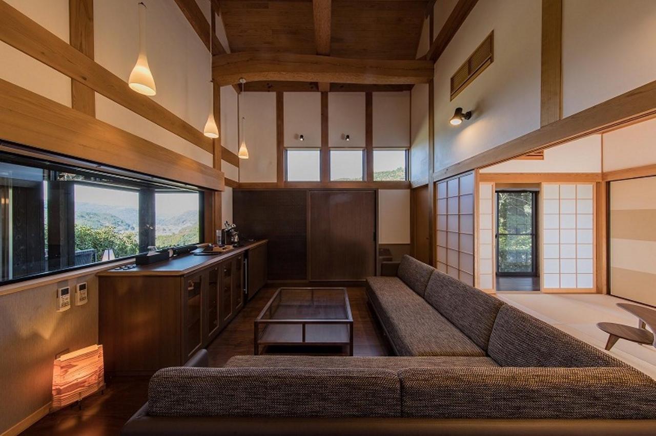 Okuhita Onsen Umehibiki Hotell Exteriör bild
