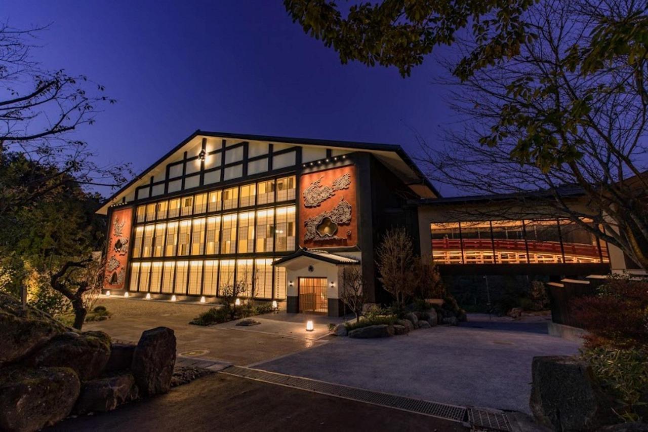 Okuhita Onsen Umehibiki Hotell Exteriör bild