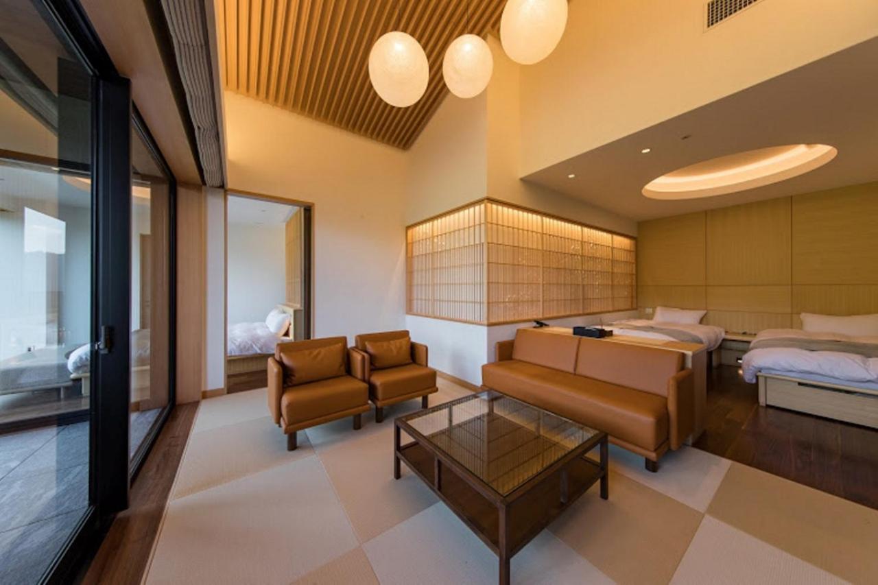 Okuhita Onsen Umehibiki Hotell Exteriör bild