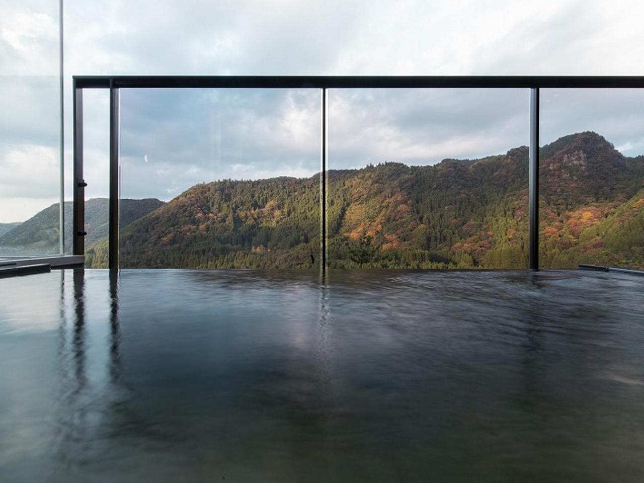 Okuhita Onsen Umehibiki Hotell Exteriör bild